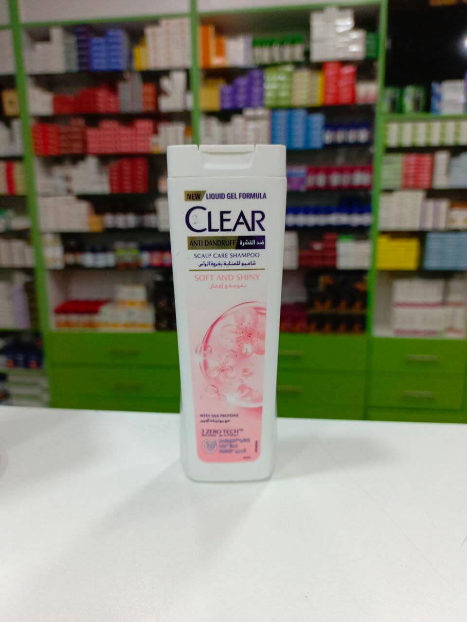 Clear Anti-dandruff shampoo Soft & shiny with silk proteins 180 ml
