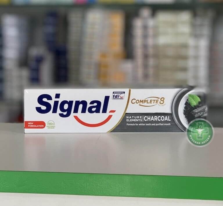 Signal Complete 8 Зубная паста с активированным углём и экстрактом мяты 50 мл