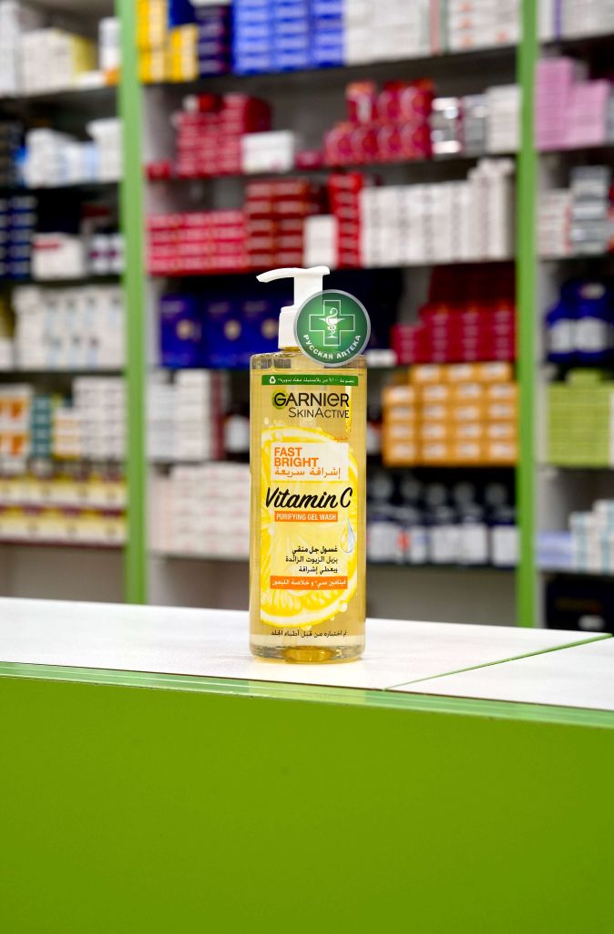 Гарньер Осветляющий гель для умывания с витамином С 400 мл