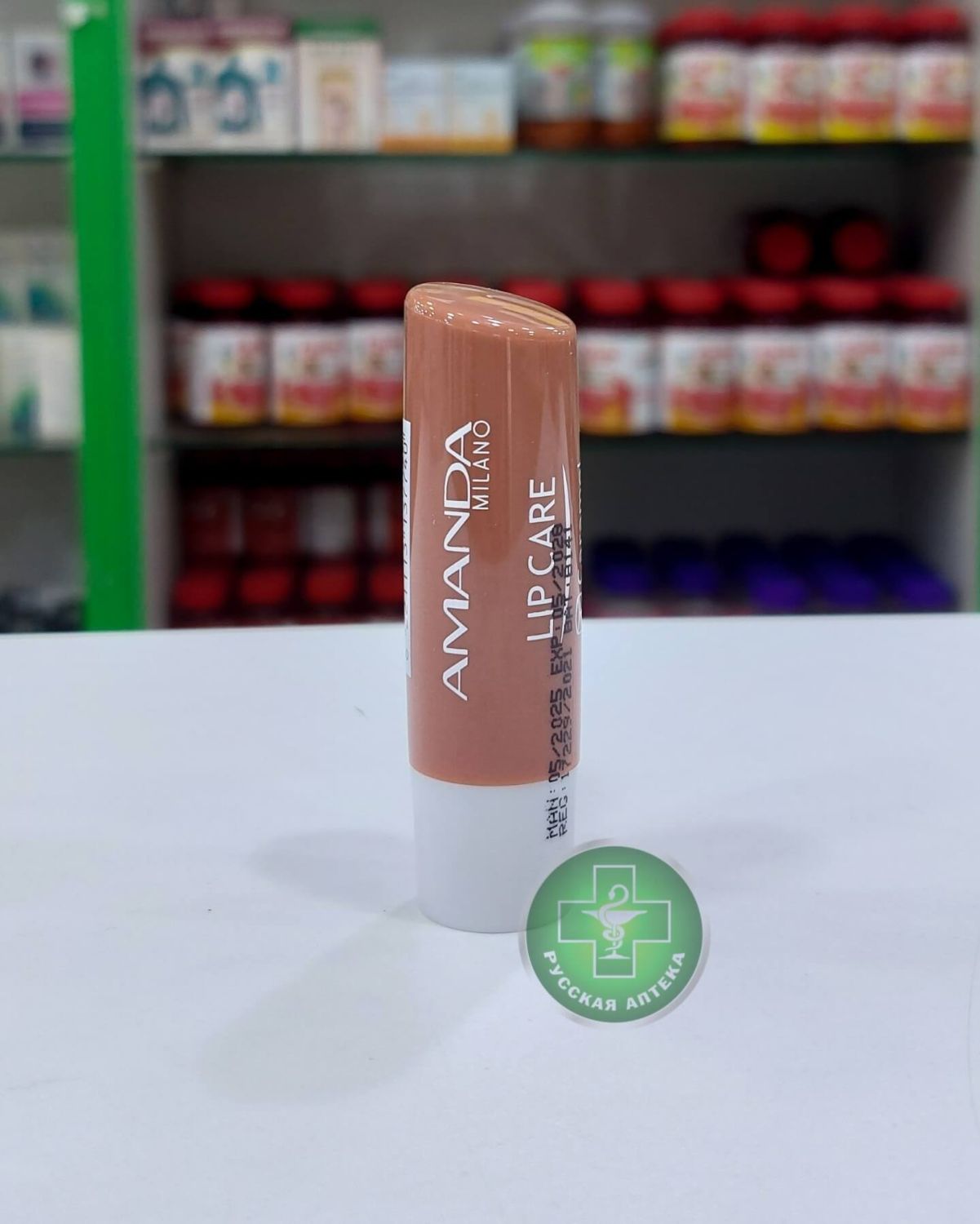 Amanda Milano Lip balm Caramel with Shea butter & vitamin E 4.8 g