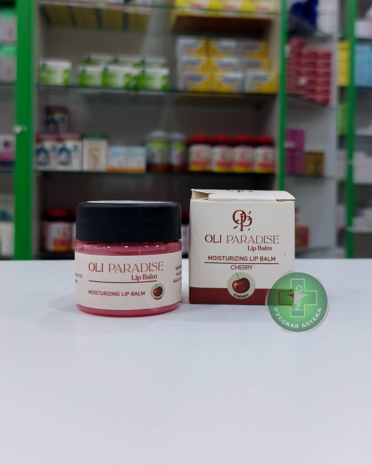 OLI PARADISE Moisturizing Lip balm with cherry scent and vitamin E 30 ml