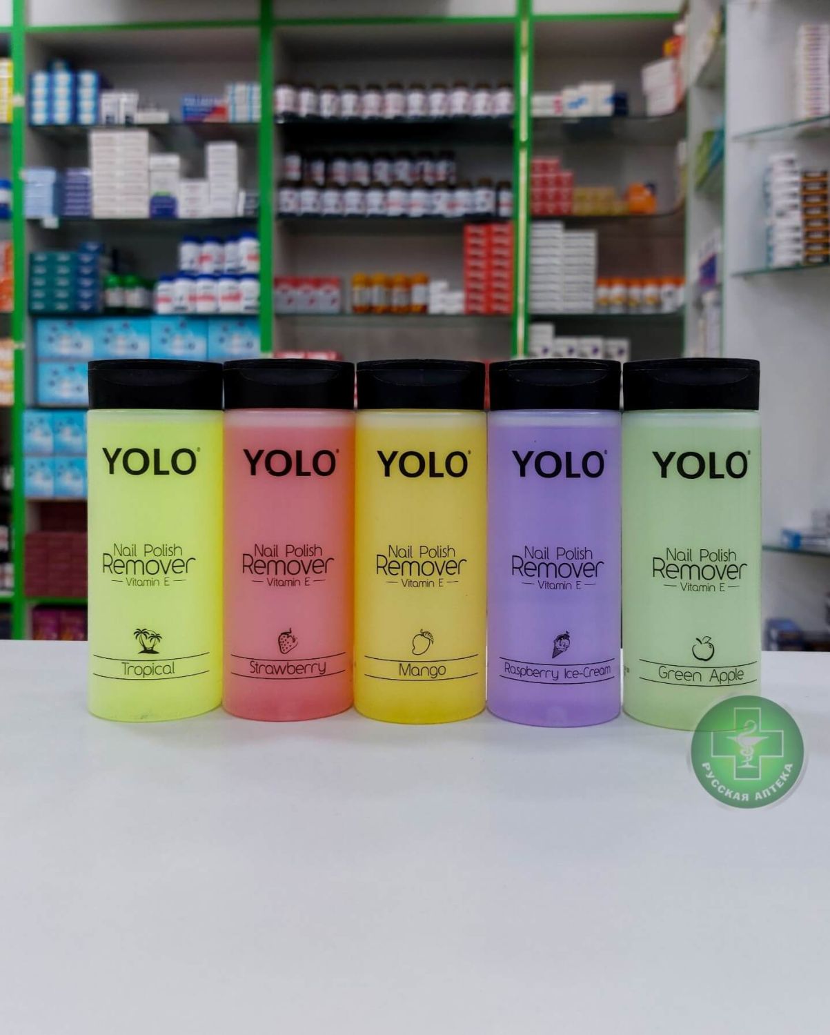 YOLO Nail polish remover with green apple scent 135 ml
